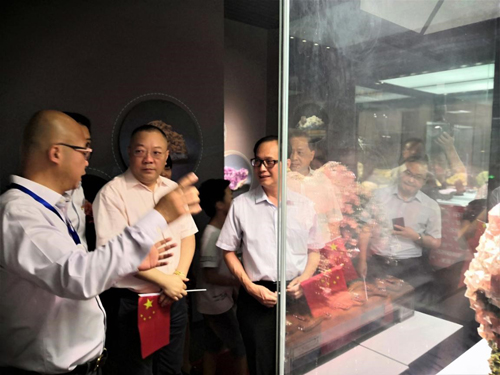 長沙市譚力礦產品有限公司,長沙礦產品銷售,工藝品銷售,鉆石飾品批發(fā)